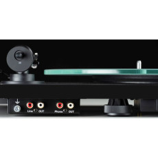 Gramofony / GRAMO / Gramofon Pro-Ject T1 EVO Phono+OM10 / Piano Black