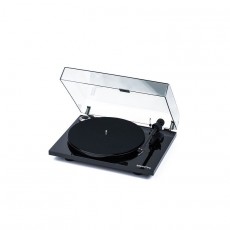 Gramofony / GRAMO / Gramofon Pro-Ject Essential III+OM10 / Black