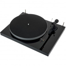 Gramofony / GRAMO / Gramofon Pro-Ject Debut III DC Esprit Piano+OM10E Gramofony / GRAMO / Gramofon Pro-Ject Debut III DC Esprit Piano+OM10E