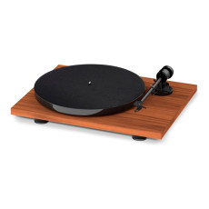 Gramofony / GRAMO / Gramofon Pro-Ject E1 / Walnut+OM5E