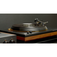 Gramofony / GRAMO / Gramofon MOFI MasterDeck Walnut Gramofony / GRAMO / Gramofon MOFI MasterDeck Walnut