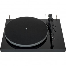 Gramofony / GRAMO / Gramofon Pro-Ject Debut III DC Esprit Piano+OM10E Gramofony / GRAMO / Gramofon Pro-Ject Debut III DC Esprit Piano+OM10E
