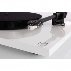 Gramofony / GRAMO / Gramofon Rega Planar 1 / White