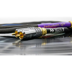 Gramofony / GRAMO / Gramofonov kabel:Tellurium Q Black II / RCA-RCA / 1m