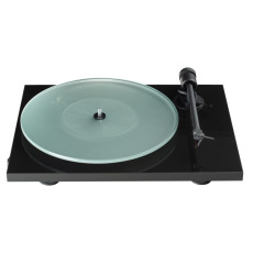 Gramofony / GRAMO / Gramofon Pro-Ject T1 EVO+OM10 / Piano Black