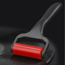 Gramofony / GRAMO / V�le�ek �ist�c� silikonov� / Dynavox WR-50