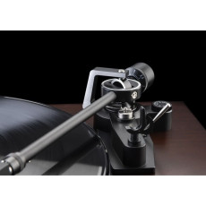 Gramofony / GRAMO / Gramofon Dual CS 618Q+Ortofon Quintet Red / Walnut