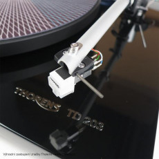 Gramofony / GRAMO / Gramofon Thorens TD 203 / Black High Gloss