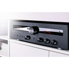 HIFI / HIFI / Hybridn Receiver Magnat MR750 zesilova