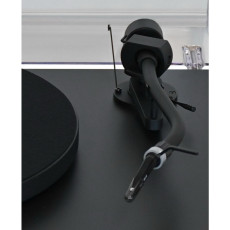 Gramofony / GRAMO / Gramofon Pro-Ject Debut Pro S+Pick It S2 C Black Gramofony / GRAMO / Gramofon Pro-Ject Debut Pro S+Pick It S2 C Black