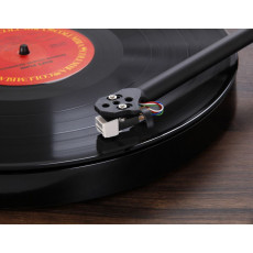 Gramofony / GRAMO / Gramofon Rega Planar 1 / Walnut Gramofony / GRAMO / Gramofon Rega Planar 1 / Walnut
