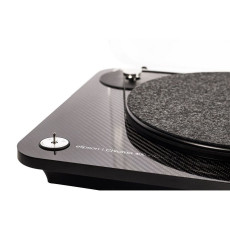 Gramofony / GRAMO / Gramofon Elipson Chroma Carbon RIIA BT / 2M Red Gramofony / GRAMO / Gramofon Elipson Chroma Carbon RIIA BT / 2M Red