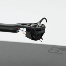 Gramofony / GRAMO / Gramofon Rega Planar 3 RS Edition / Přenoska ND5 MM+PSU Gramofony / GRAMO / Gramofon Rega Planar 3 RS Edition / Přenoska ND5 MM+PSU