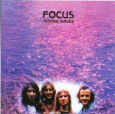 CD / Focus / Moving Waves
