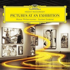 CD / Mussorgsky / Pictures At An Exhibition / Dudamel