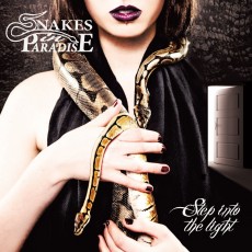CD / Snakes In Paradise / Step Into the Light