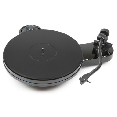 Gramofony / GRAMO / Pro-Ject:RPM 3 Carbon+2M Silver / Piano Black