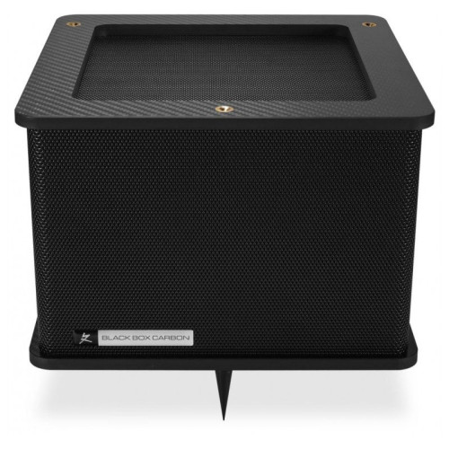HIFI / HIFI / Basov� rezon�tor:Synergistic Research Black Box Carbon