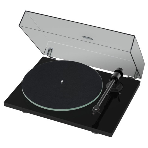 Gramofony / GRAMO / Gramofon Pro-Ject T1 EVO BT+OM10 / Piano Black