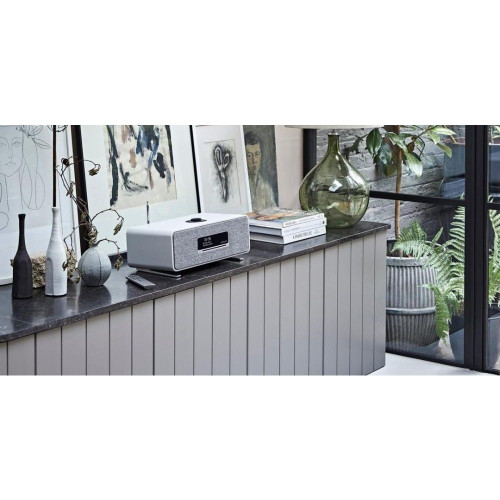 HIFI / HIFI / Integrovan� audiosyst�m Ruark R3S / Sv�tle �ed�