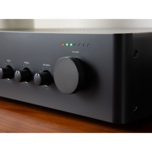 HIFI / HIFI / Integrovan� zesilova� NAD C 359S